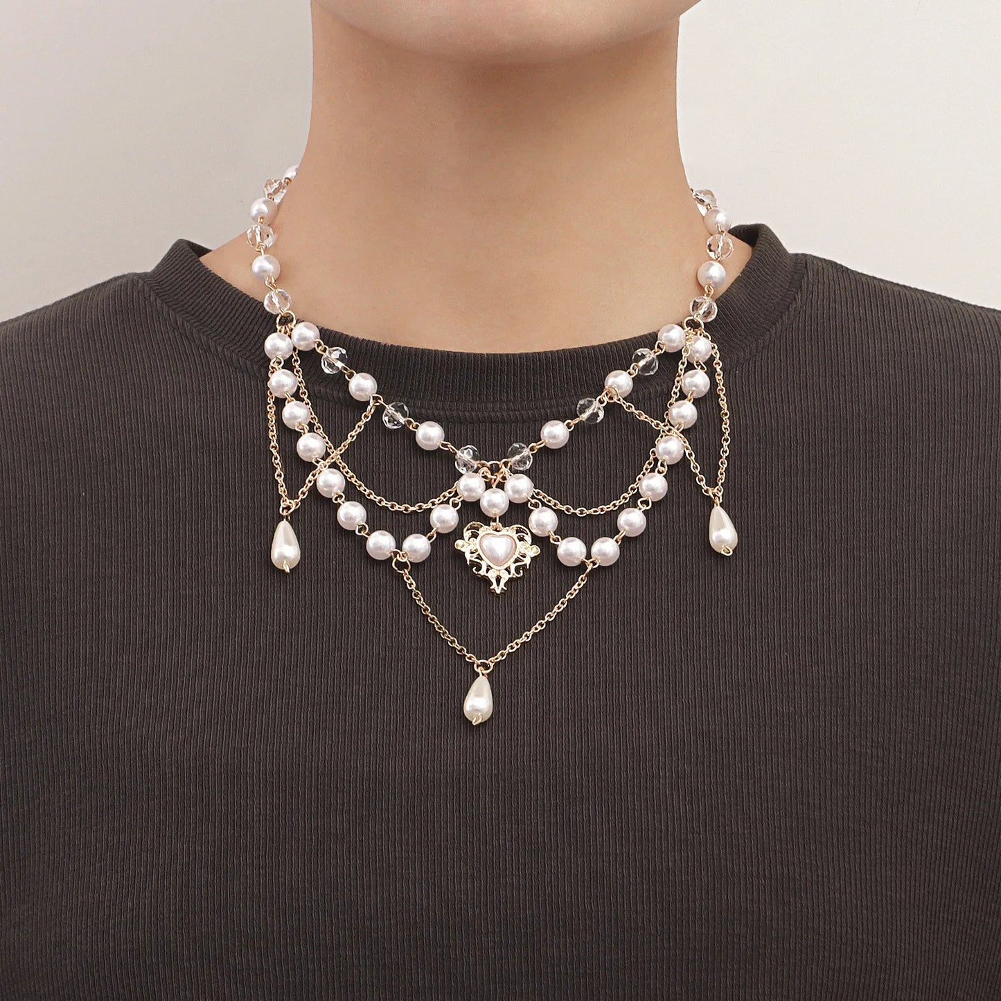 Royal Reverie Pearl Choker