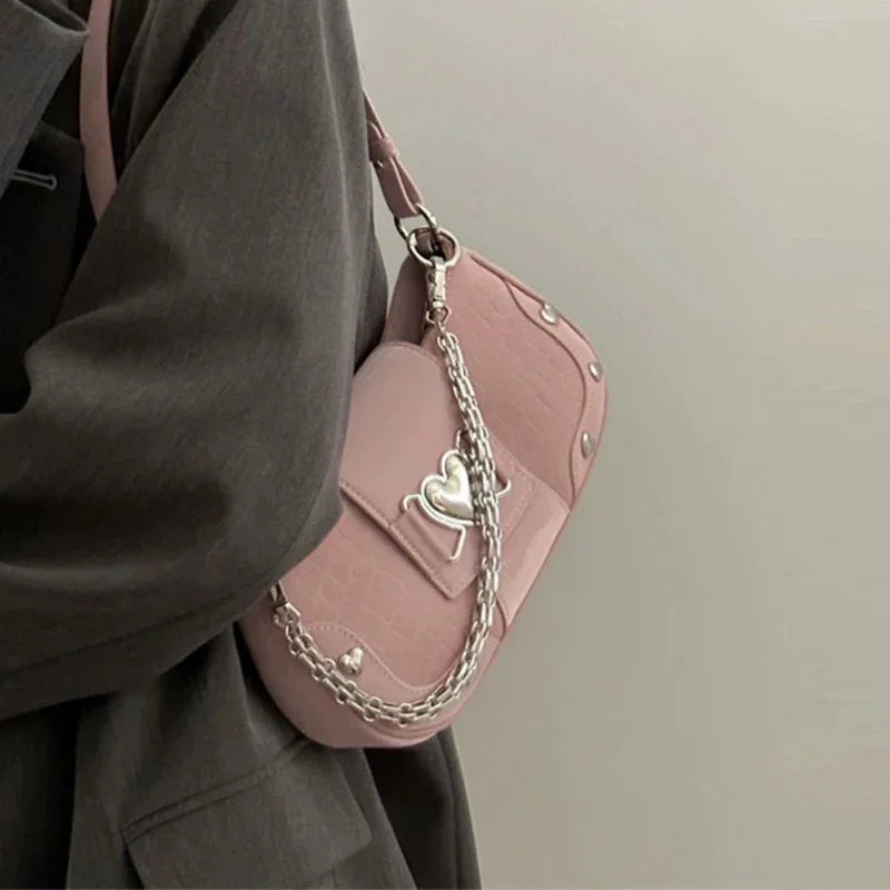 Metal Heart Shoulder Bag